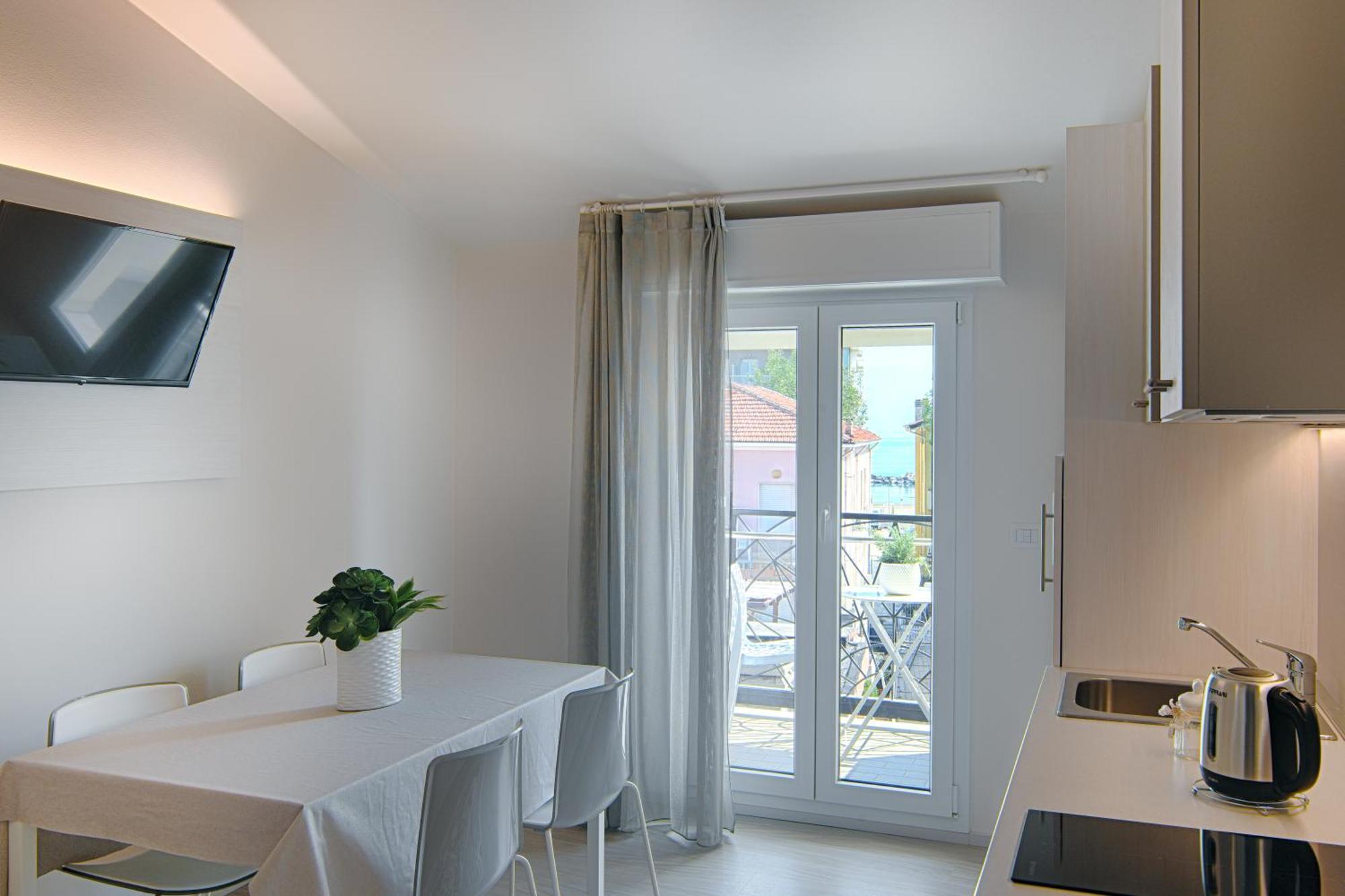 Villa Zavatta "B&B - Rooms & Apartments" Μπελάρια-Ιτζέα Μαρίνα Εξωτερικό φωτογραφία