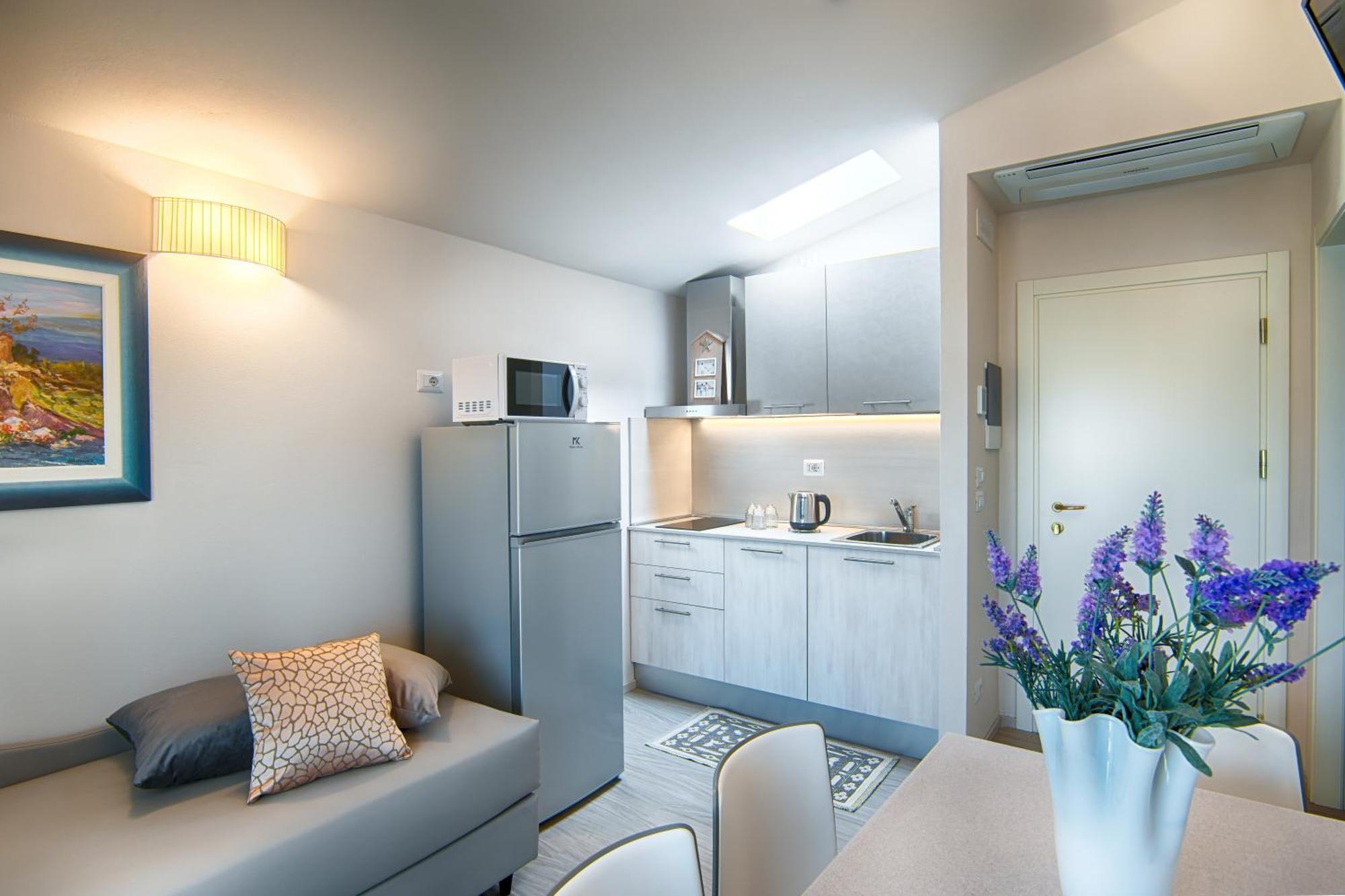 Villa Zavatta "B&B - Rooms & Apartments" Μπελάρια-Ιτζέα Μαρίνα Εξωτερικό φωτογραφία